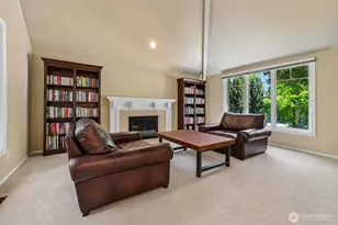 14302 NE 61st St, Redmond, WA 98052 - Photo 10