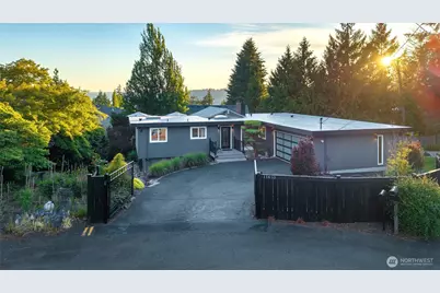 11410 SE 79th Street, Newcastle, WA 98056 - Photo 2