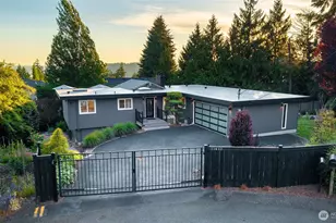 11410 SE 79th St, Newcastle, WA 98056 - Photo 2
