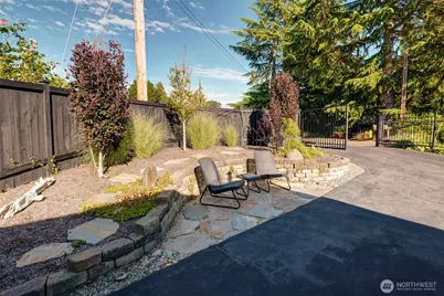 11410 SE 79th Street, Newcastle, WA 98056 - Photo 38