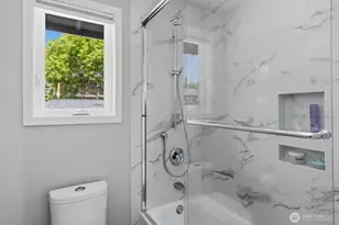 2307 108th Ave SE, Bellevue, WA 98004 - Photo 22