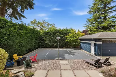 2307 108th Avenue SE, Bellevue, WA 98004 - Photo 32
