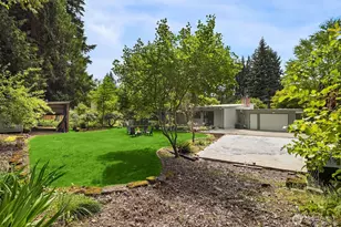 13034 105th Pl NE, Kirkland, WA 98034 - Photo 2