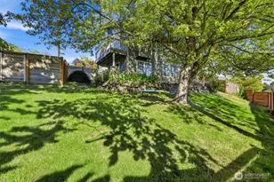 505 NE 78th St, Seattle, WA 98115 - Photo 20