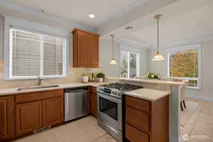 13630 NE 203rd St, Woodinville, WA 98072 - Photo 8