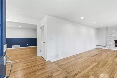 7602 182nd Street E, Puyallup, WA 98375 - Photo 4