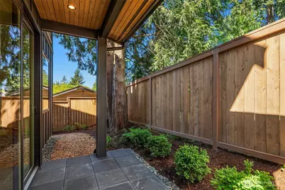 12414 NE 72nd Street, Kirkland, WA 98033 - Photo 22