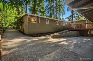 12210 NE 64th St, Kirkland, WA 98033 - Photo 28
