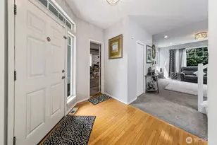 18014 81st Ln NE, Kenmore, WA 98028 - Photo 2