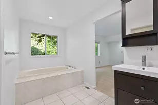 6814 119th Ave SE, Bellevue, WA 98006 - Photo 10