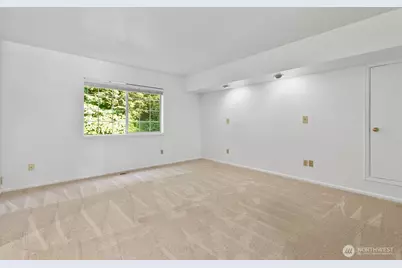 6814 119th Avenue SE, Bellevue, WA 98006 - Photo 8
