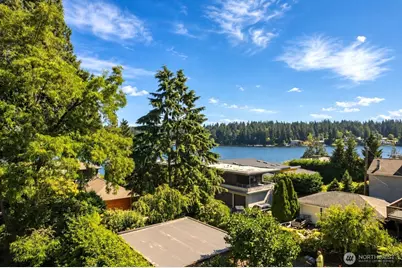 9412 SE 33rd Street, Mercer Island, WA 98040 - Photo 2