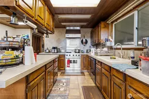 41019 Dean Kreger Rd E, Eatonville, WA 98328 - Photo 8
