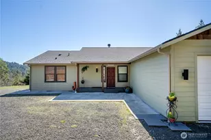 151 NE Myrlis Joy Dr, Tahuya, WA 98588 - Photo 4