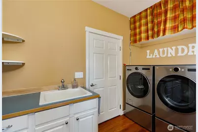 7767 E Spruce Street, Port Orchard, WA 98366 - Photo 16