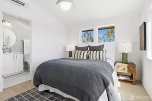 8332 24th Ave NW, Seattle, WA 98117 - Photo 16