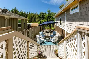 2806 Washington Blvd, Anacortes, WA 98221 - Photo 30