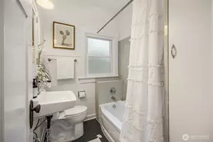 2537 2nd Ave W, Seattle, WA 98119 - Photo 20