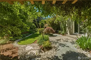 13424 NE 80th St, Redmond, WA 98052 - Photo 36