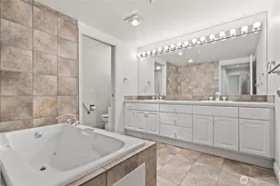 601 W Mercer Pl, Seattle, WA 98119 - Photo 16