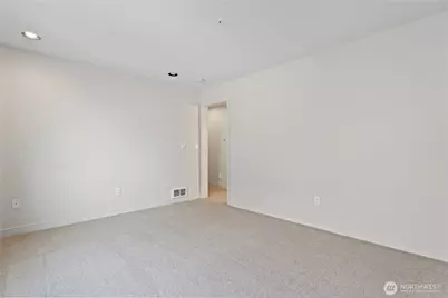 601 W Mercer Place #401, Seattle, WA 98119 - Photo 14