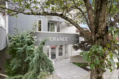 601 W Mercer Place #401, Seattle, WA 98119 - Photo 1