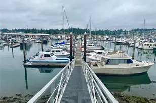 2304 Skyline Way, Anacortes, WA 98221 - Photo 10