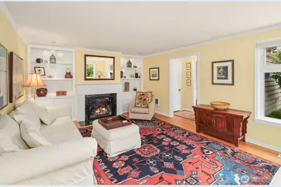 125 NE 135th Street, Seattle, WA 98125 - Photo 4