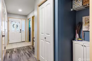 160 NE Melrose Dr, Oak Harbor, WA 98277 - Photo 4