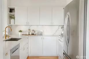 524 12th Ave E, Seattle, WA 98102 - Photo 18