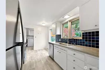 7920 NE 26th Street, Medina, WA 98039 - Photo 6