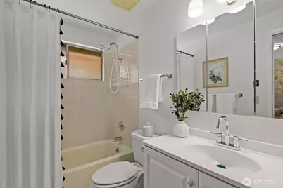 2507 Vashon Court NE, Renton, WA 98059 - Photo 24