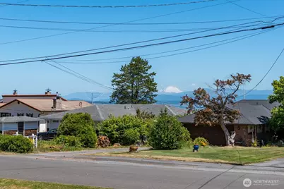 1524 Country Club Drive, Camano Island, WA 98282 - Photo 16
