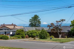 1524 Country Club Dr, Camano Island, WA 98282 - Photo 16