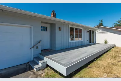 1524 Country Club Drive, Camano Island, WA 98282 - Photo 2