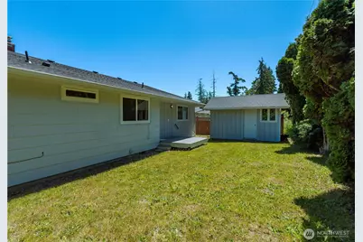 1524 Country Club Drive, Camano Island, WA 98282 - Photo 26