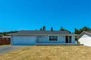 1524 Country Club Dr, Camano Island, WA 98282 - Photo 1