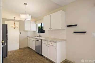 1932 SE 17th Court, Renton, WA 98055 - Photo 14