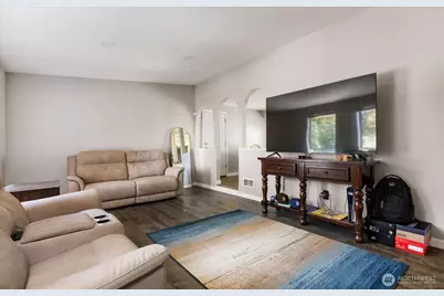 2473 Olympic Drive, Oak Harbor, WA 98277 - Photo 4