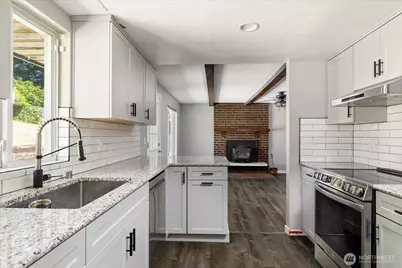 2473 Olympic Drive, Oak Harbor, WA 98277 - Photo 10