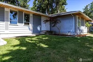 2473 Olympic Dr, Oak Harbor, WA 98277 - Photo 2