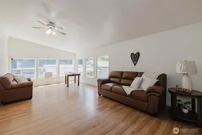 401 E Lk Devereaux Road, Allyn, WA 98524 - Photo 12