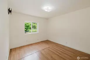 401 E Lake Devereaux Rd, Allyn, WA 98524 - Photo 18
