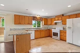 8709 232nd St Ct E, Graham, WA 98338 - Photo 12