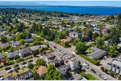 8358 19th Avenue NW #B, Seattle, WA 98117 - Photo 28