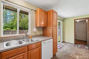 10516 52nd Ave NE, Marysville, WA 98270 - Photo 8