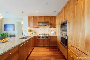 500 106th Ave NE, Bellevue, WA 98004 - Photo 6