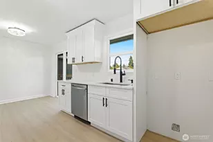 924 E 57th St, Tacoma, WA 98404 - Photo 10