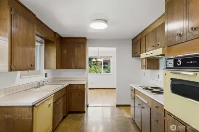 3751 SW Rose Street, Seattle, WA 98126 - Photo 12