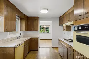3751 SW Rose St, Seattle, WA 98126 - Photo 12